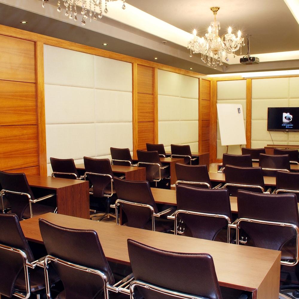 Africa Avenue Gk - 1 Hotel New Delhi Ngoại thất bức ảnh