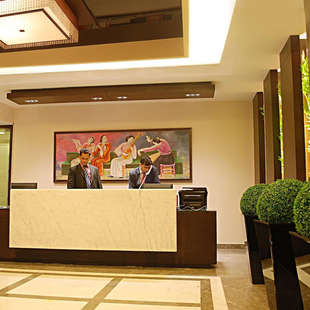 Africa Avenue Gk - 1 Hotel New Delhi Ngoại thất bức ảnh