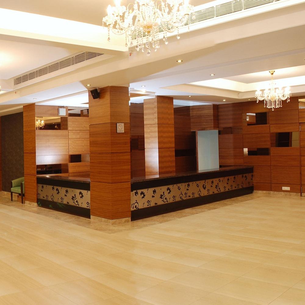 Africa Avenue Gk - 1 Hotel New Delhi Ngoại thất bức ảnh