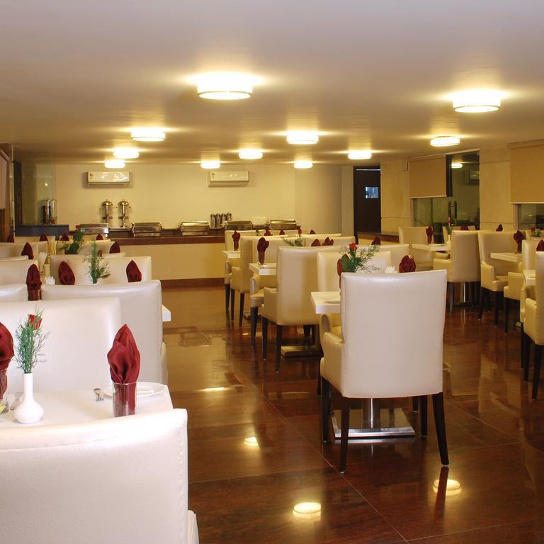 Africa Avenue Gk - 1 Hotel New Delhi Ngoại thất bức ảnh
